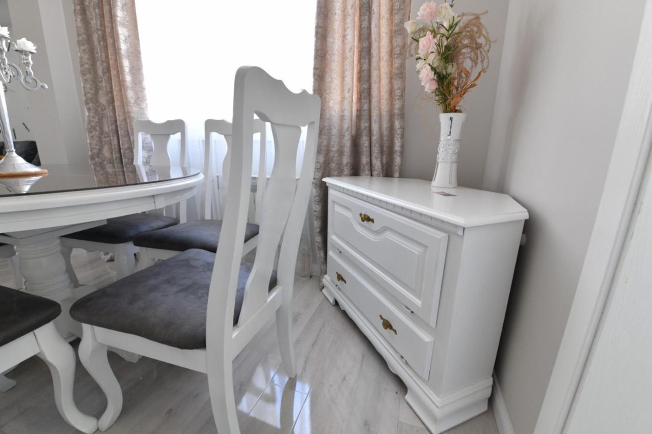 Family Apartman Bijeljina Dış mekan fotoğraf